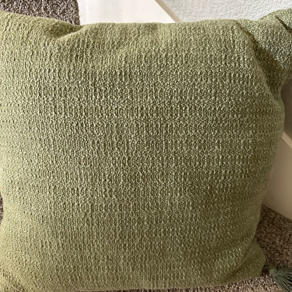Elegant Green Textured Throw Pillow - Picture 3 of 3